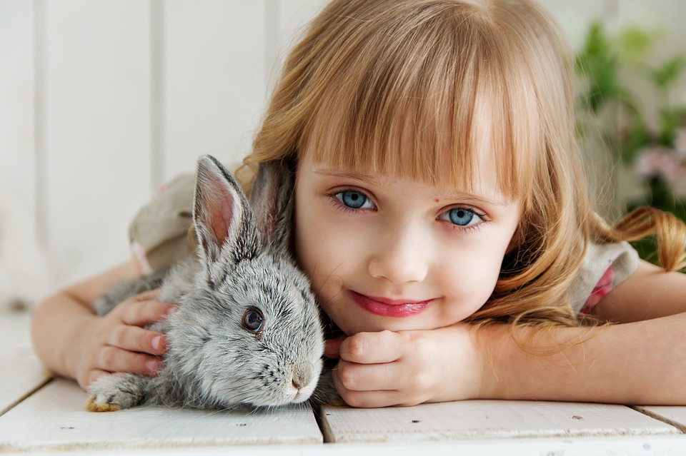 Benefits of Raising Kids with Pets